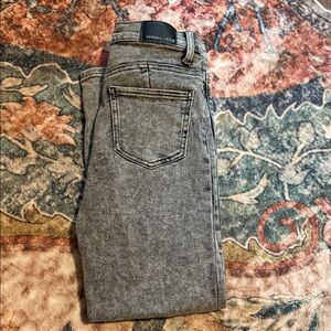 Kendall & Kylie Women's Skinny Jeans in Gray